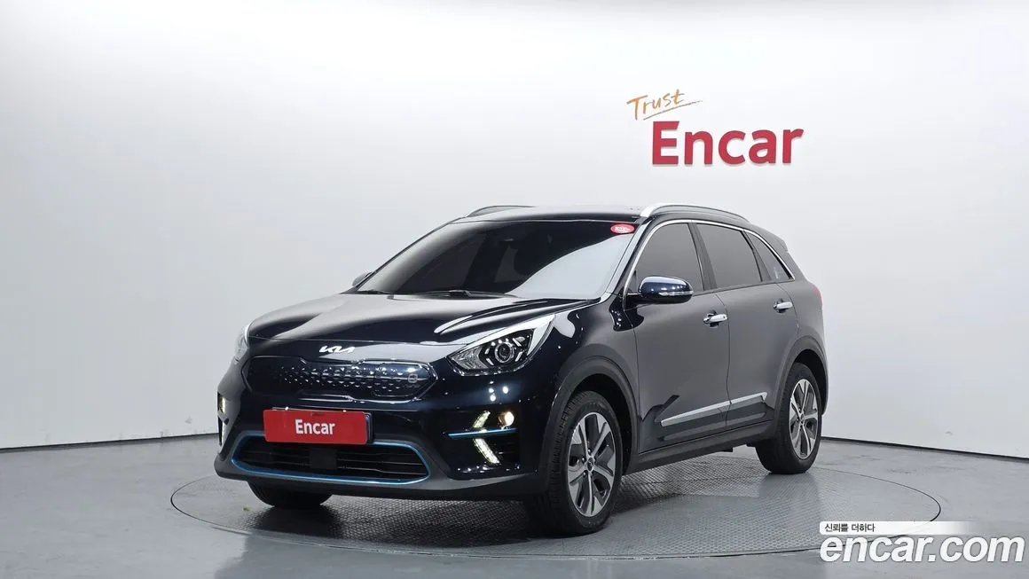Kia Niro — фото 1