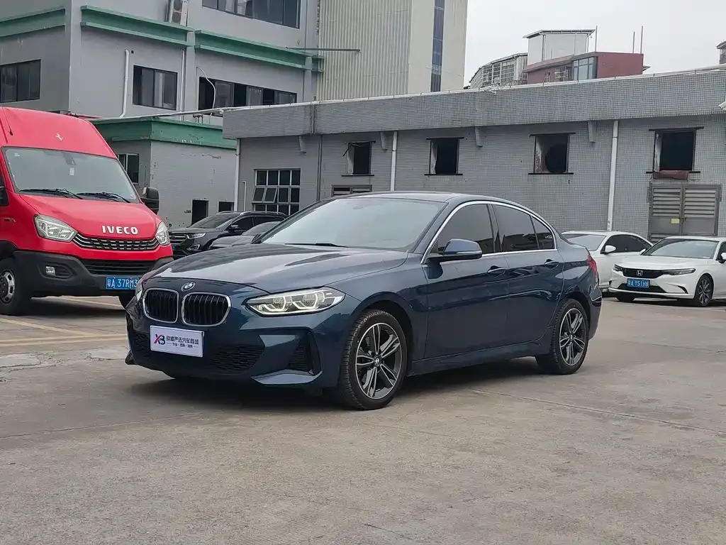 BMW 1 Series — фото 1