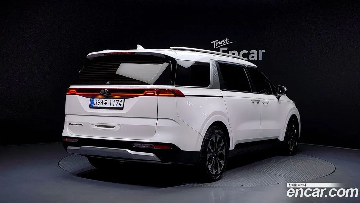 Kia Carnival — фото 2