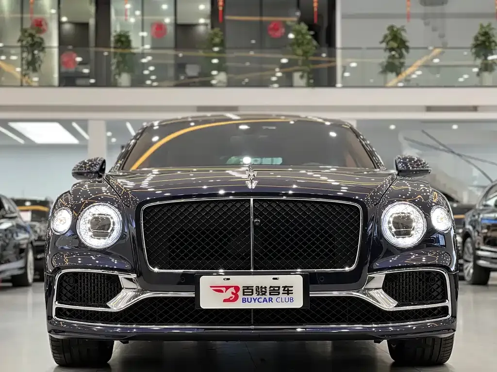 Bentley Flying Spur — фото 2