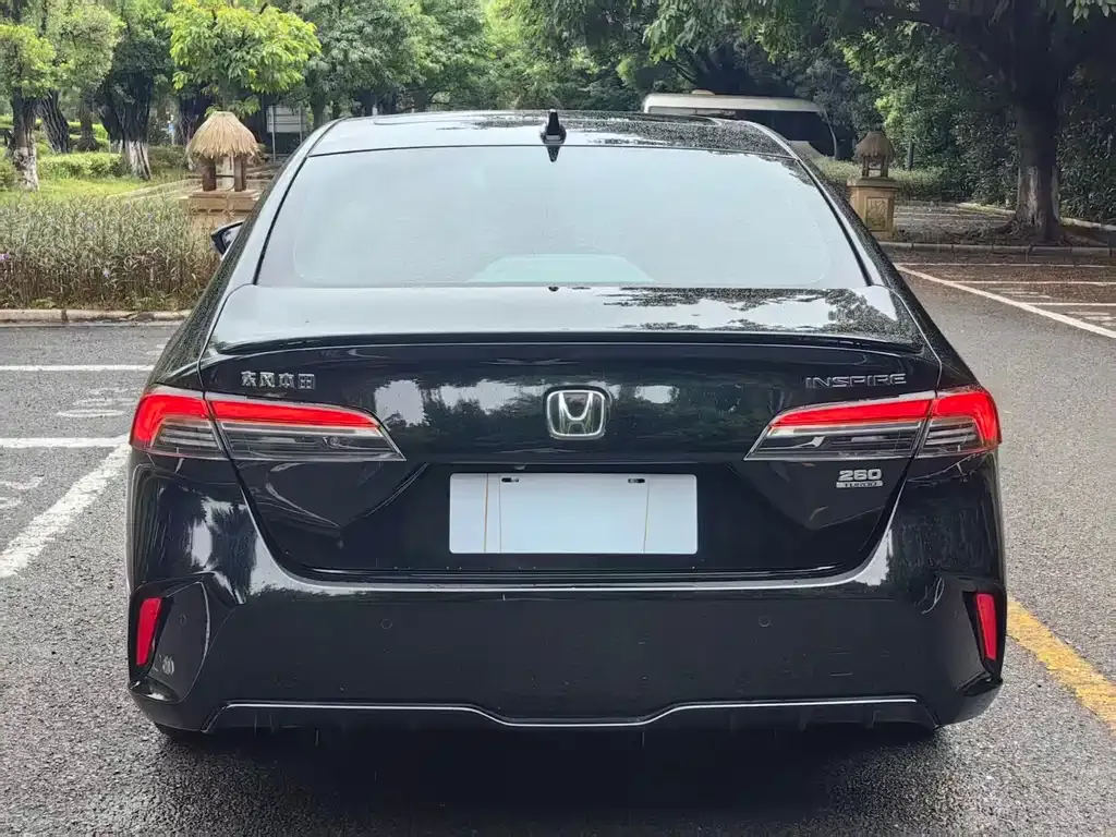 Honda Inspire — фото 8