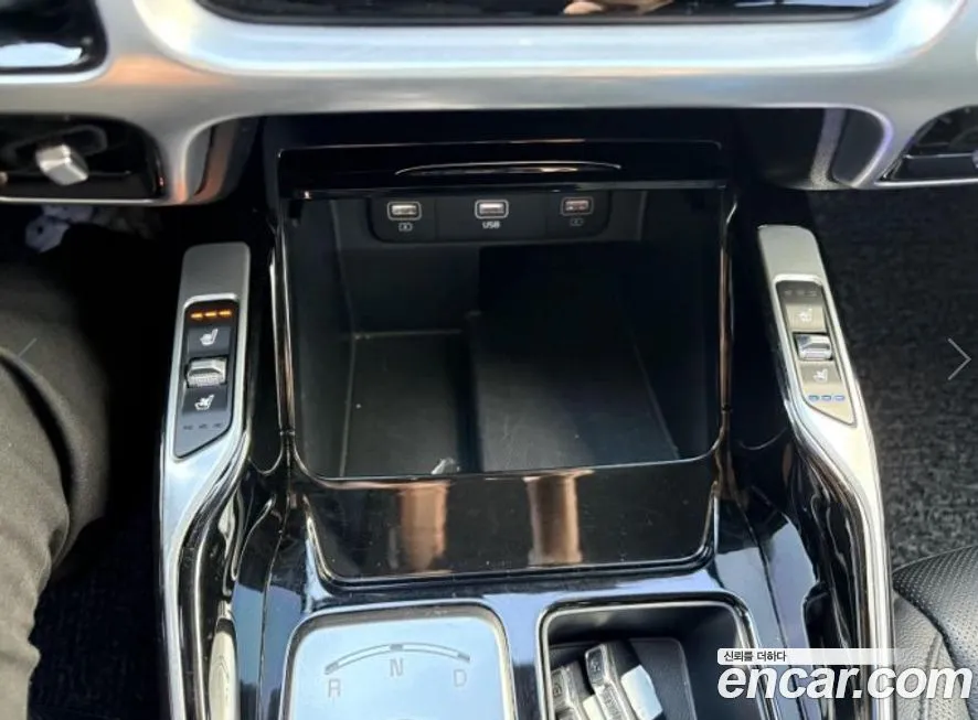 Kia Sorento — фото 10