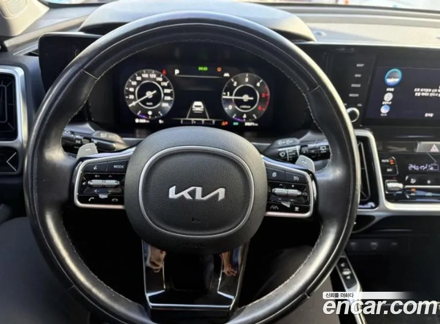 Kia Sorento — фото 6