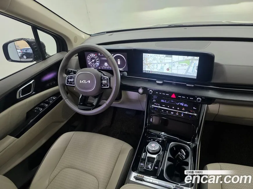 Kia Carnival — фото 10