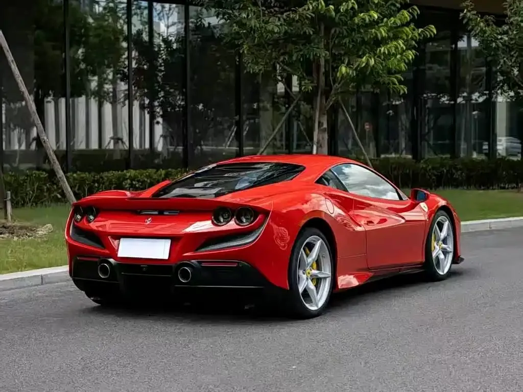 Ferrari F8 — фото 2