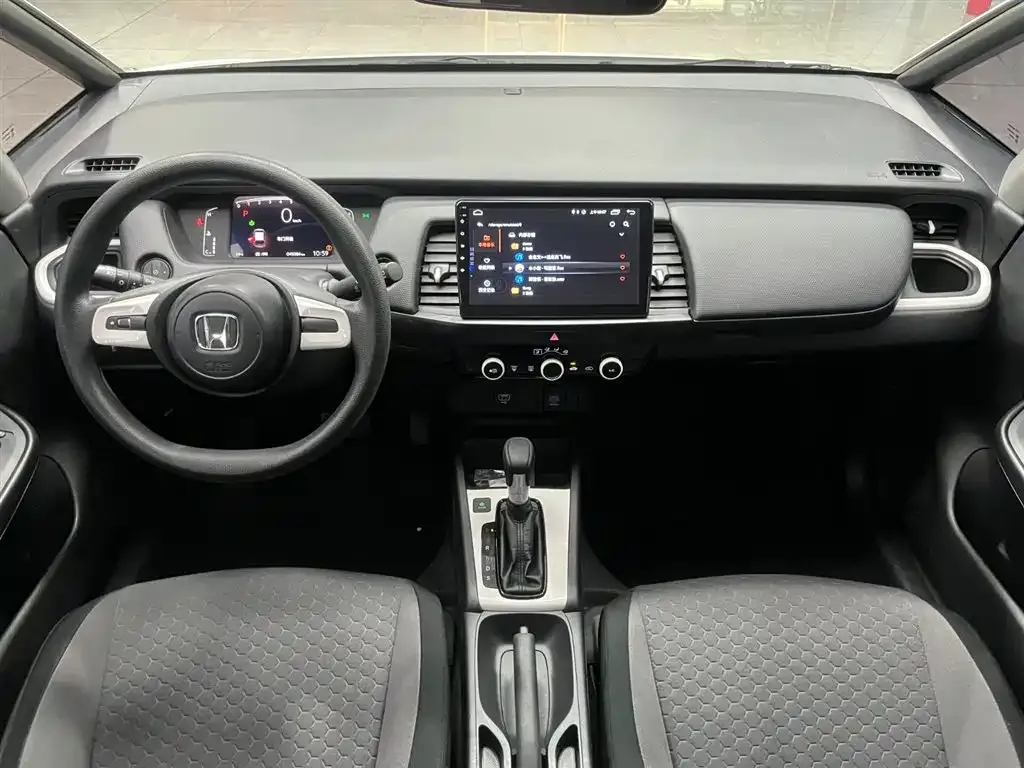 Honda Fit — фото 3