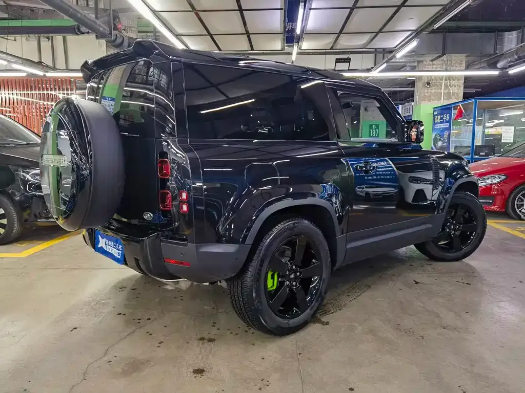 Land Rover Defender — фото 4