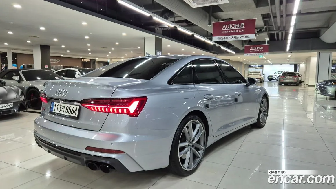 Audi S6 — фото 5
