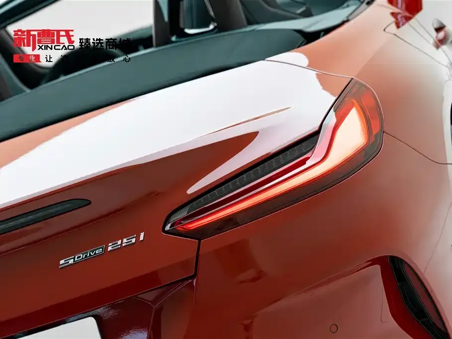 BMW Z4 — фото 10