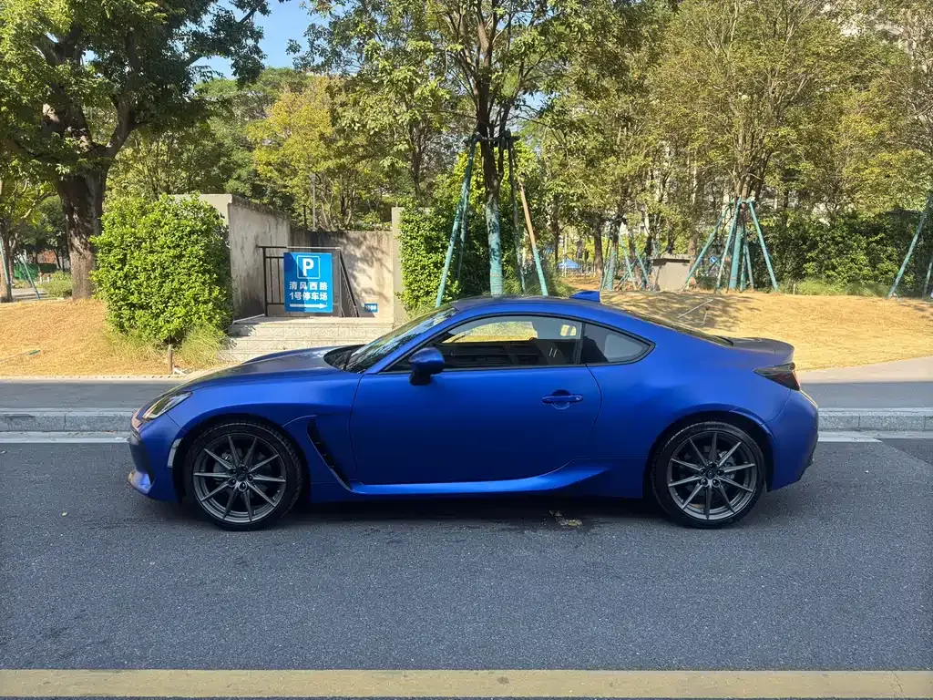 Subaru BRZ — фото 4