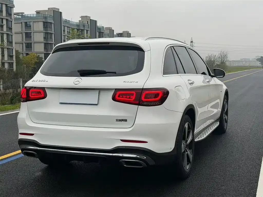 Mercedes-Benz GLC — фото 7