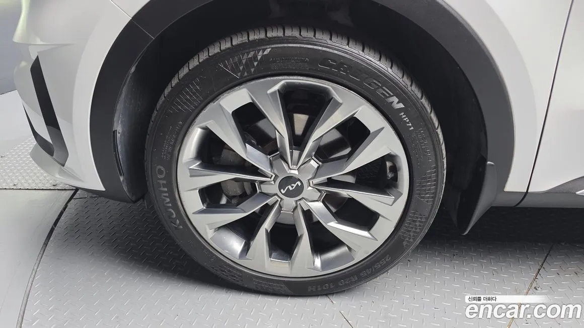 Kia Sorento — фото 5