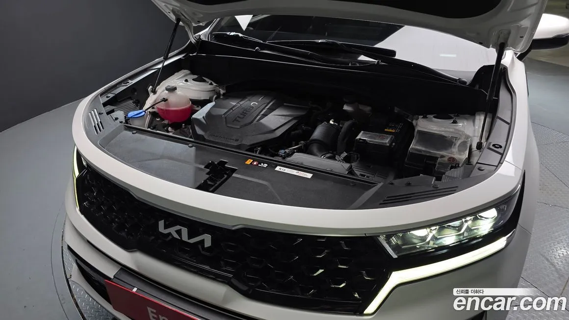 Kia Sorento — фото 6