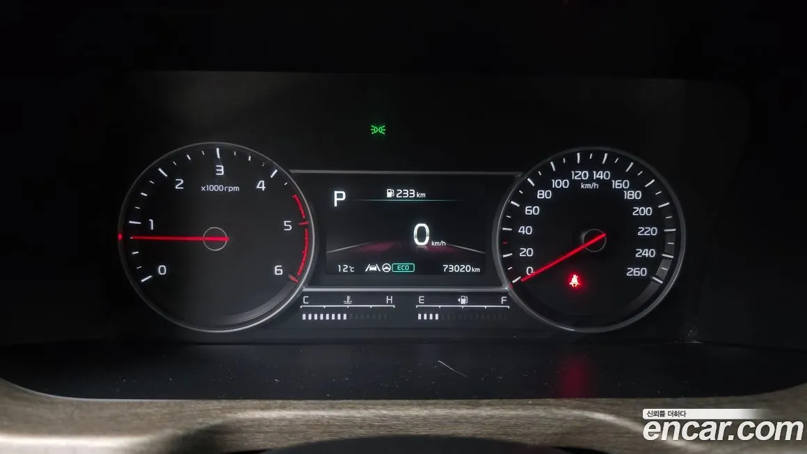Kia Sorento — фото 8