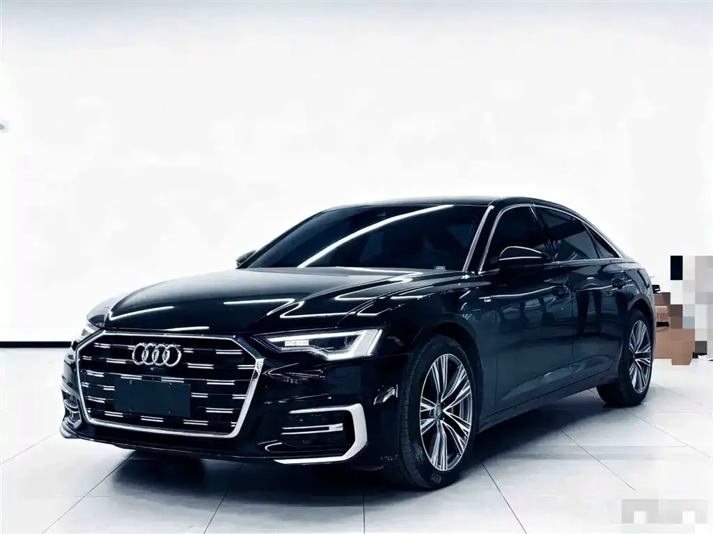 Audi A6L — фото 1
