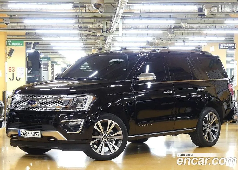 Ford Expedition — фото 1