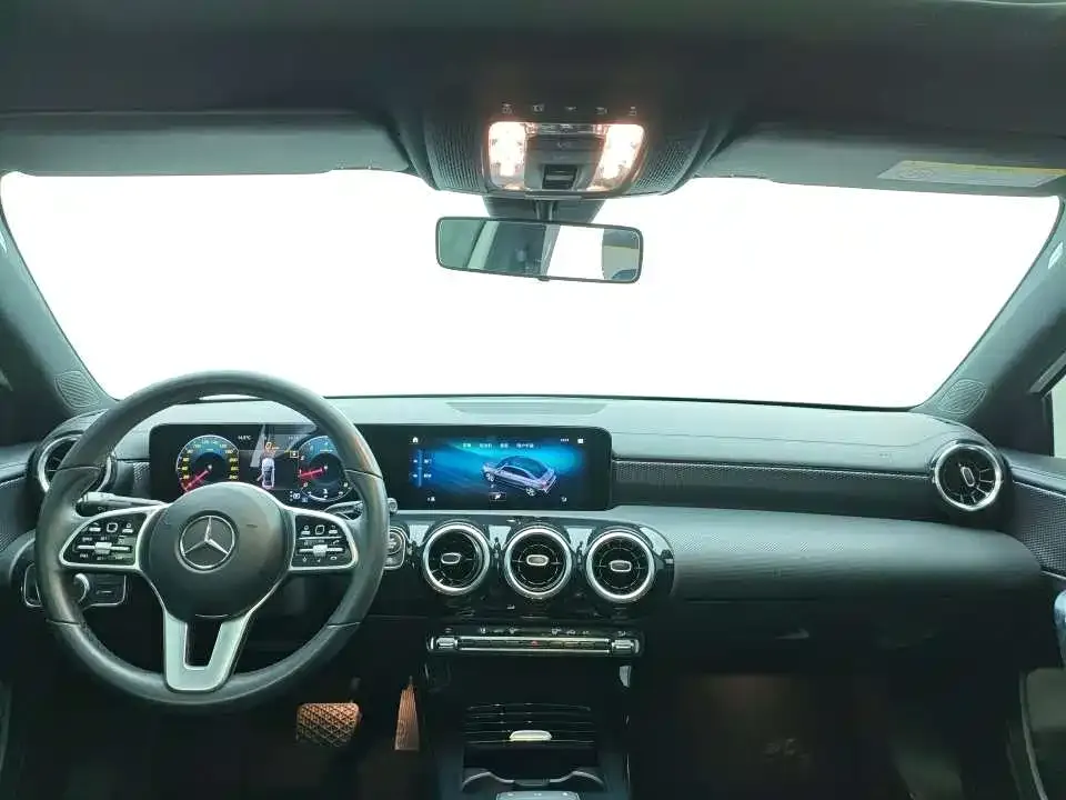 Mercedes-Benz A-Class — фото 10
