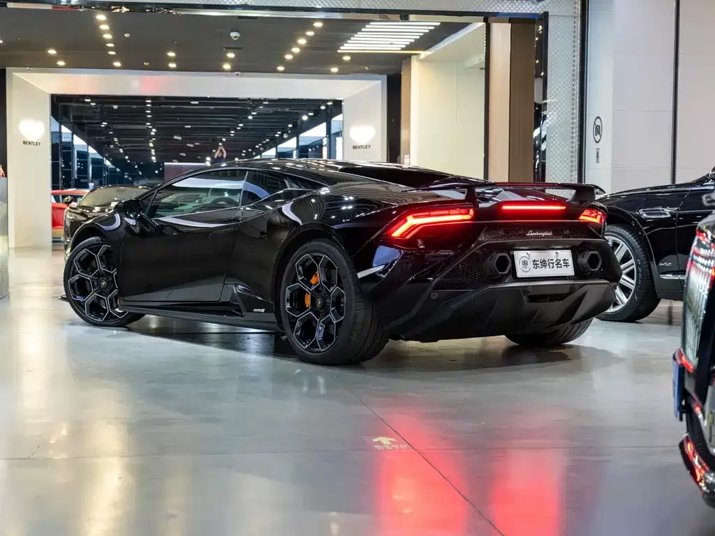 Lamborghini Huracan — фото 4