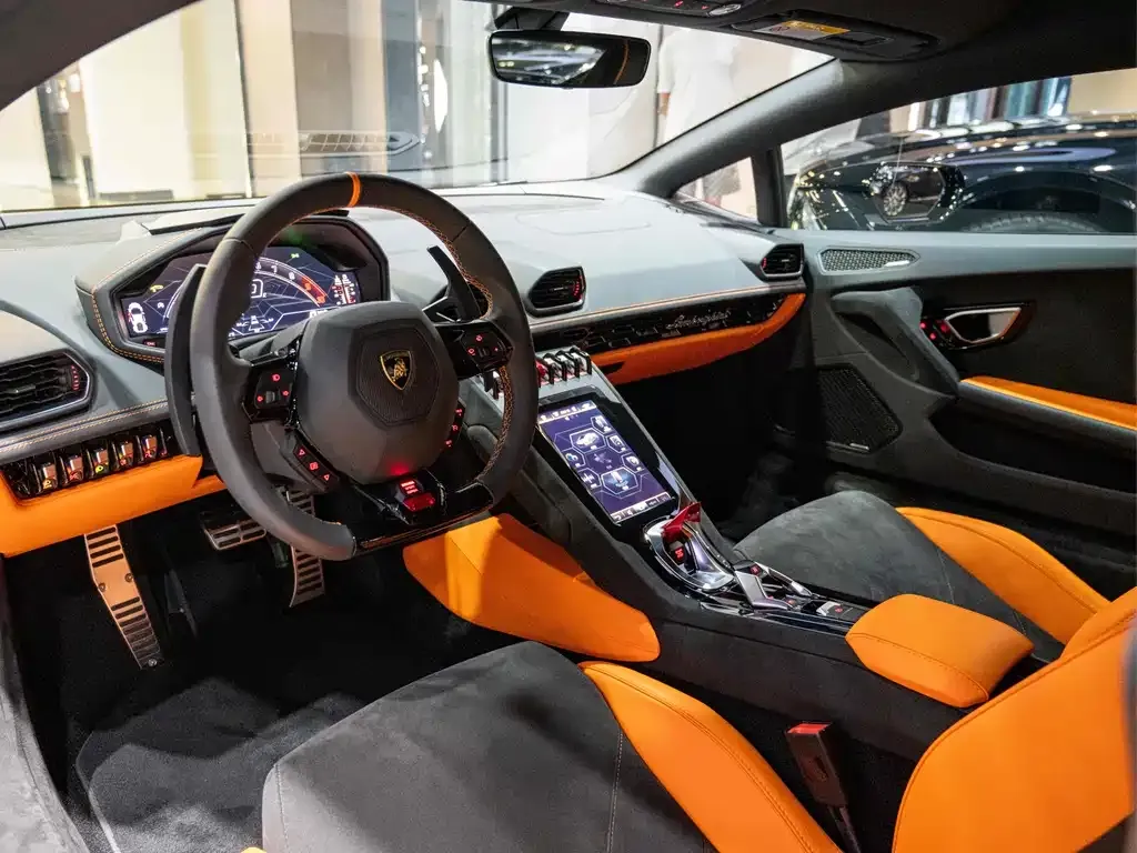 Lamborghini Huracan — фото 8
