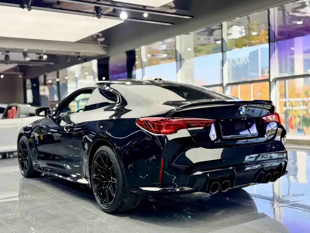 BMW M4 — фото 4