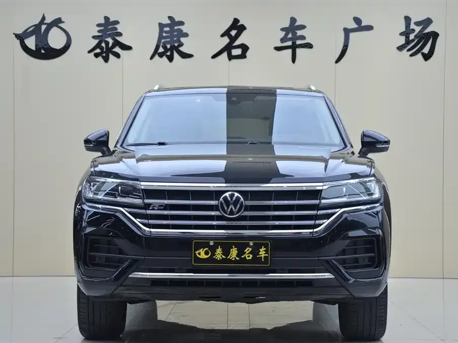 Volkswagen Touareg — фото 2