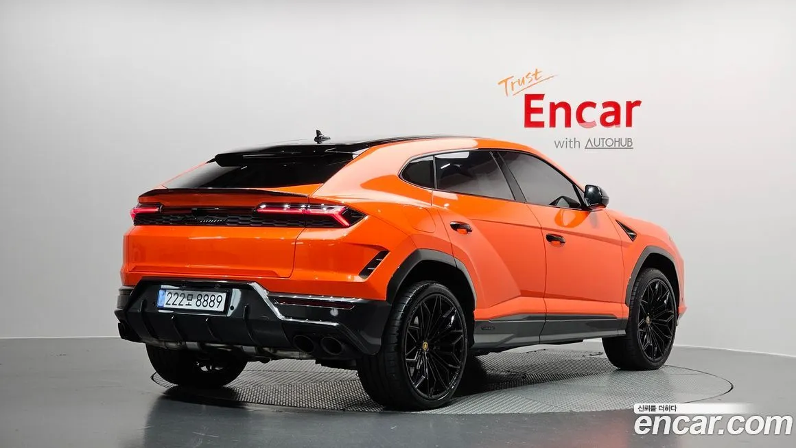 Lamborghini Urus — фото 2