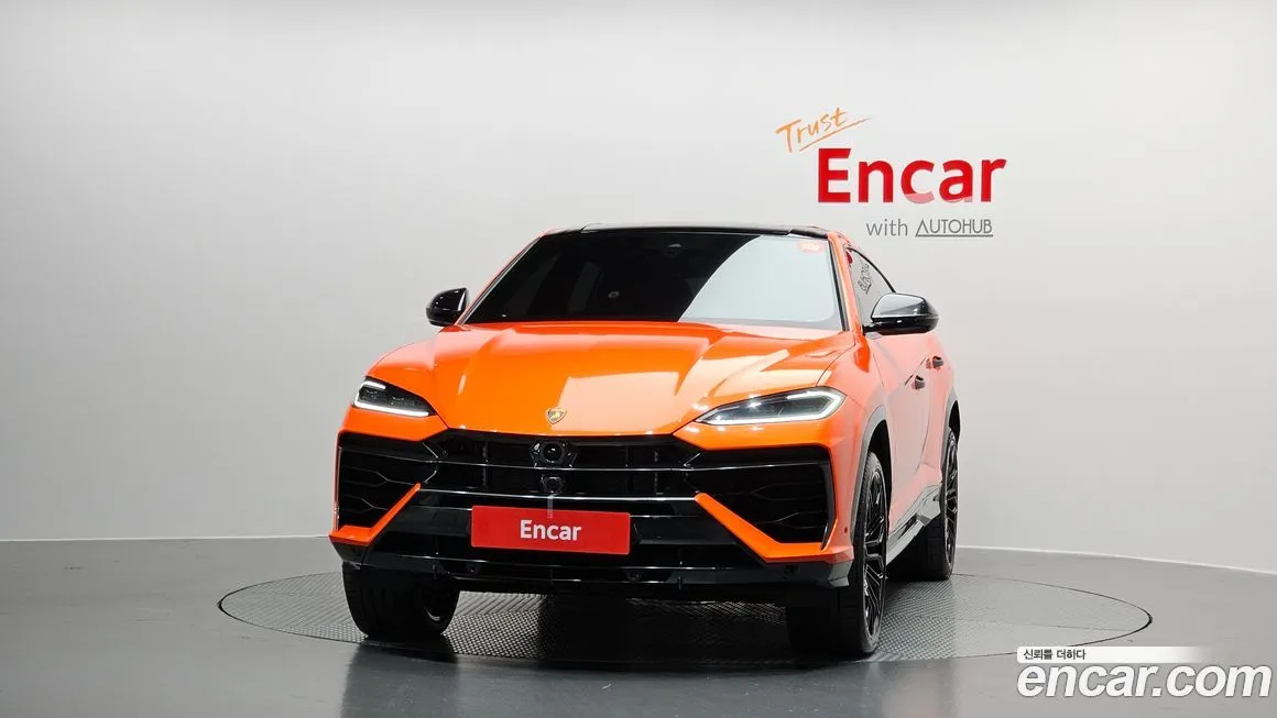 Lamborghini Urus — фото 3