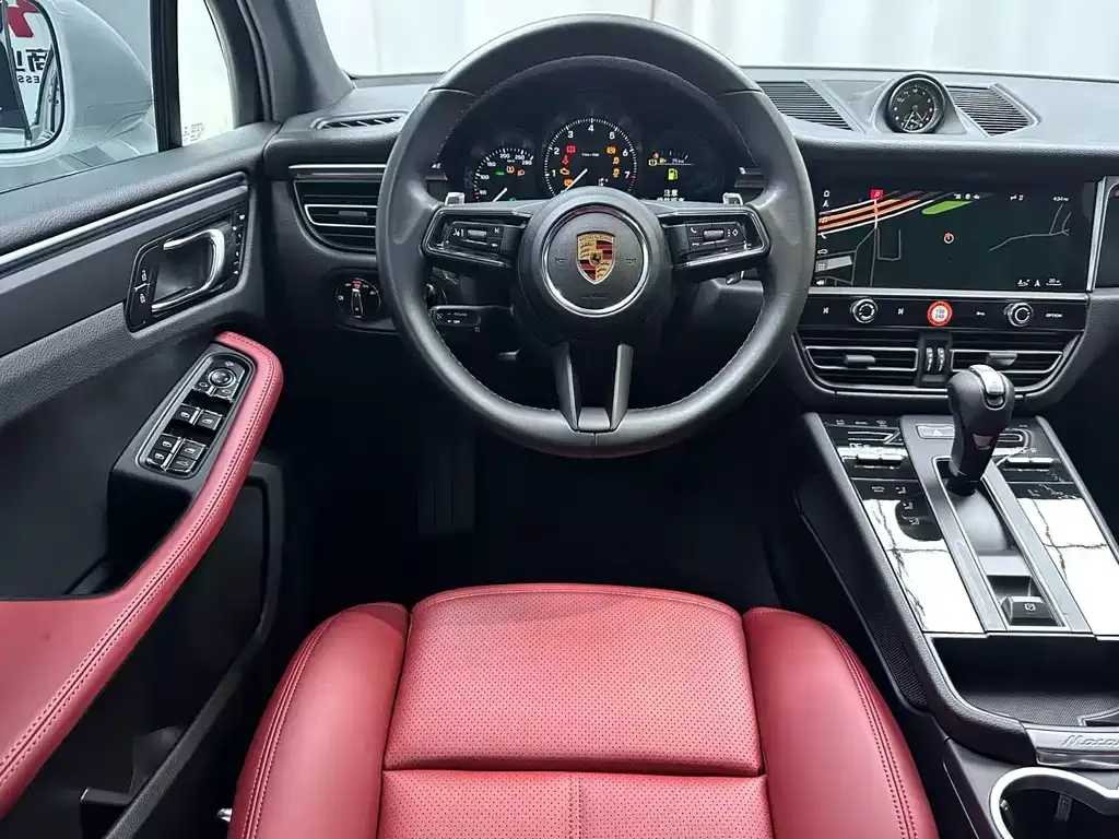 Porsche Macan — фото 6