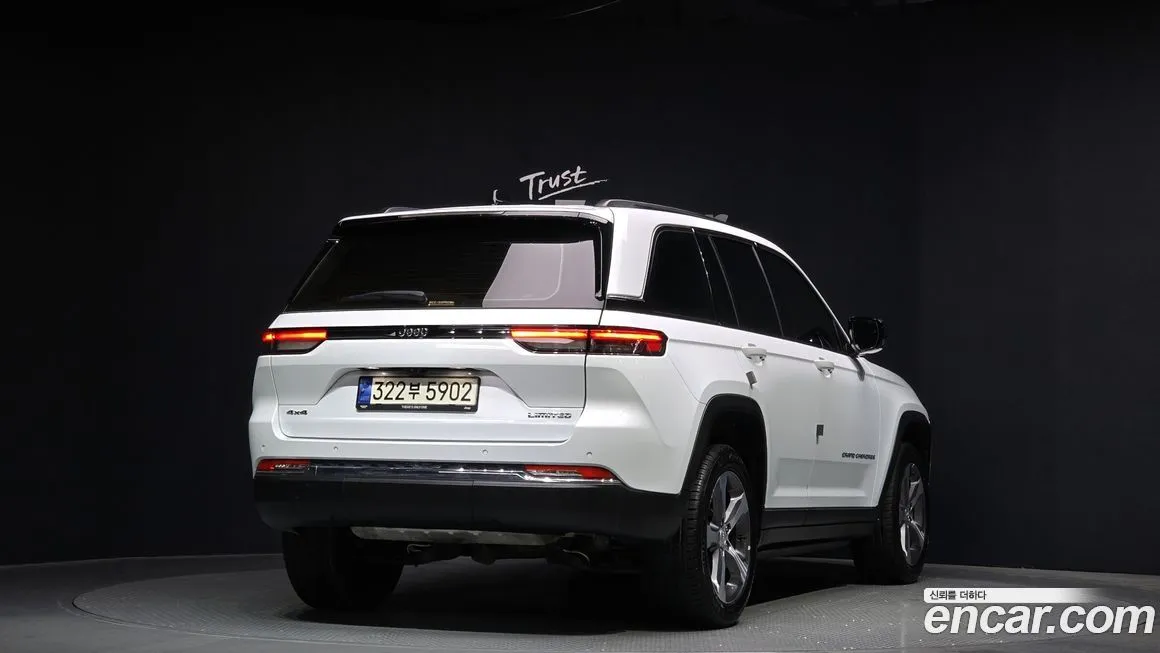 Jeep Cherokee — фото 2