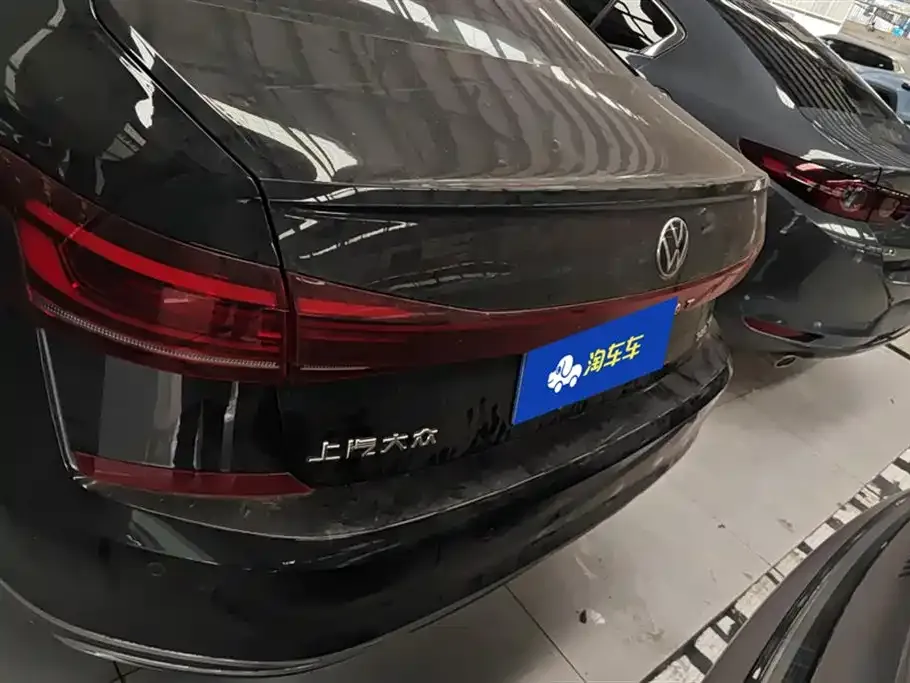 Volkswagen Passat — фото 4