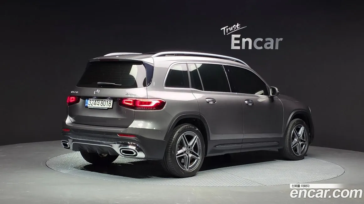 Mercedes-Benz GLB-Class — фото 2