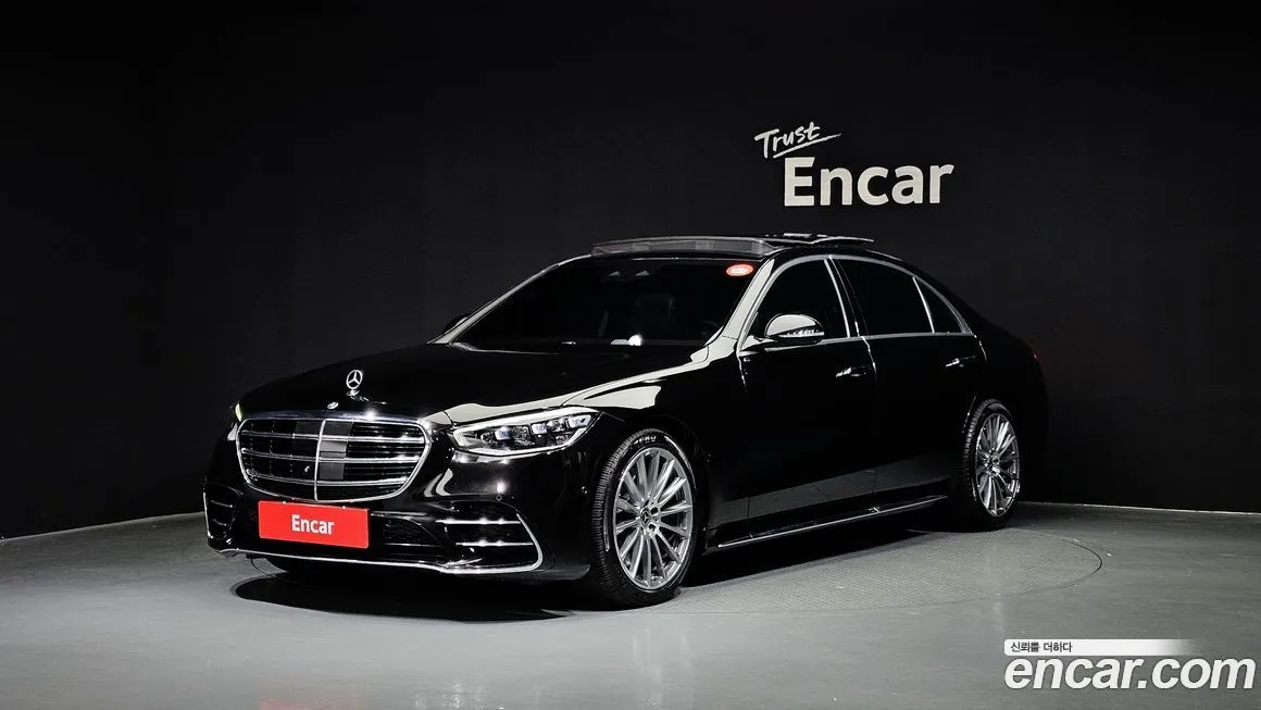 Mercedes-Benz S-Class — фото 1
