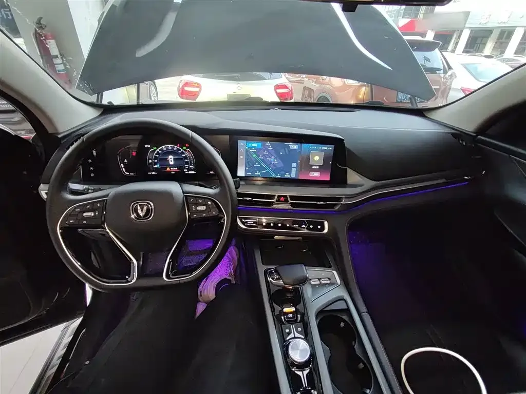 Changan CS75PLUS — фото 10