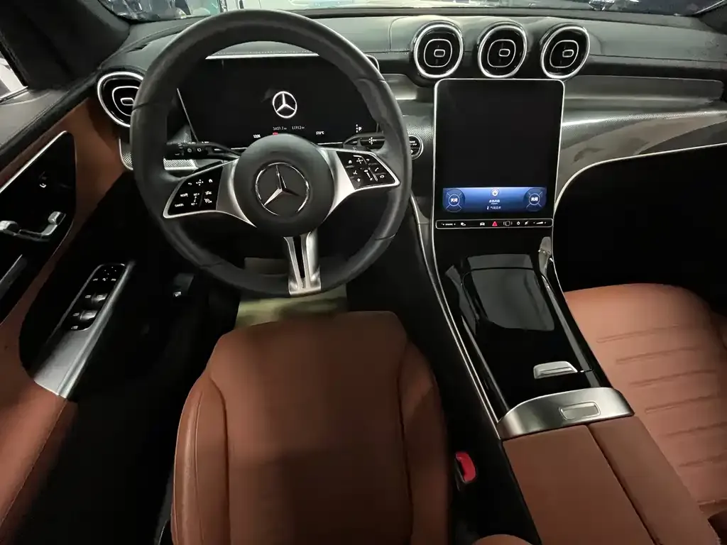 Mercedes-Benz GLC — фото 10