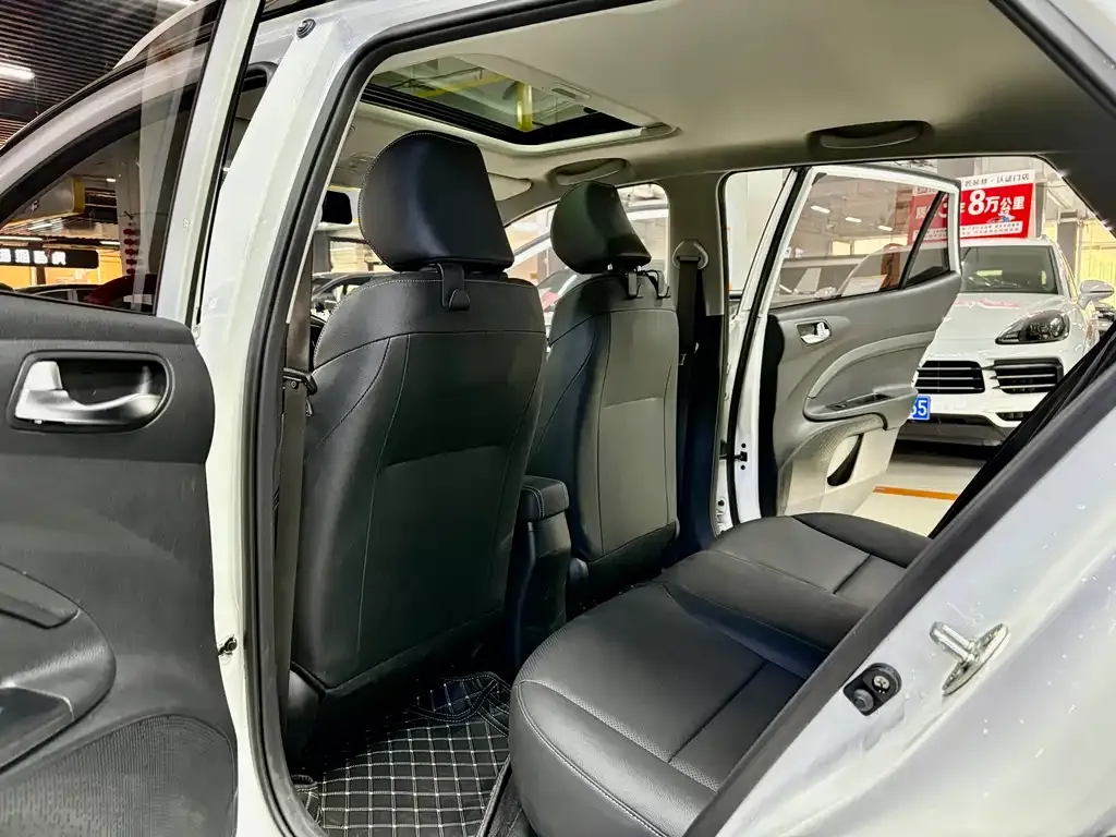 Kia KX1 — фото 9