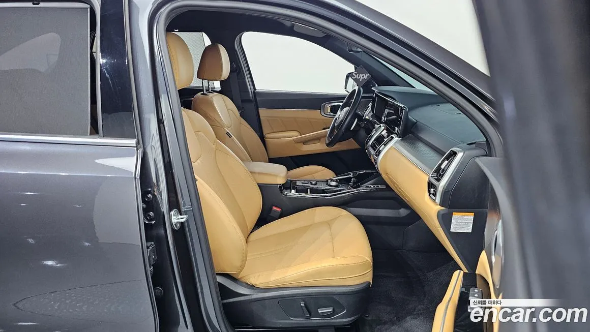 Kia Sorento — фото 10