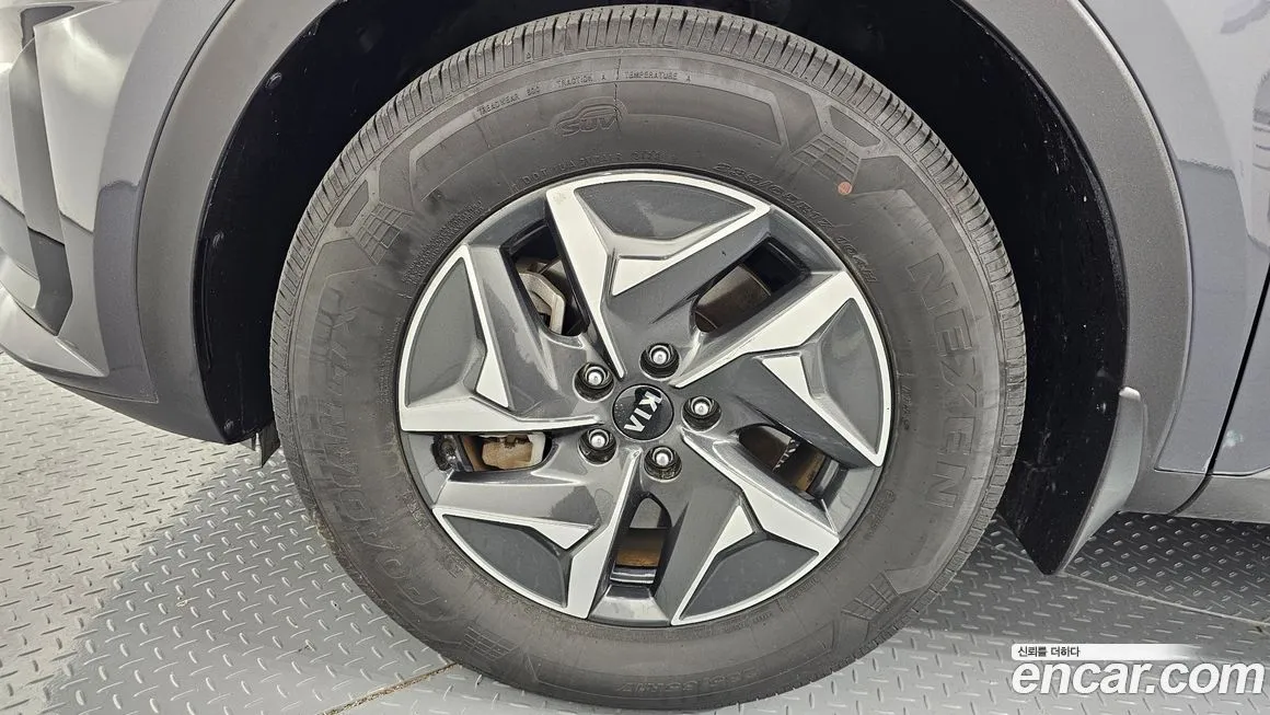 Kia Sorento — фото 5