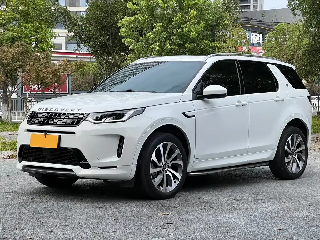 Land Rover Discovery Sport — фото 1