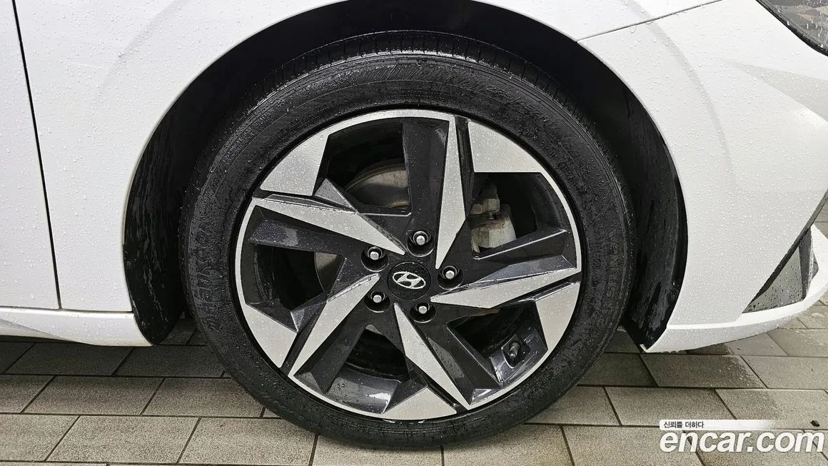 Hyundai AVANTE — фото 5