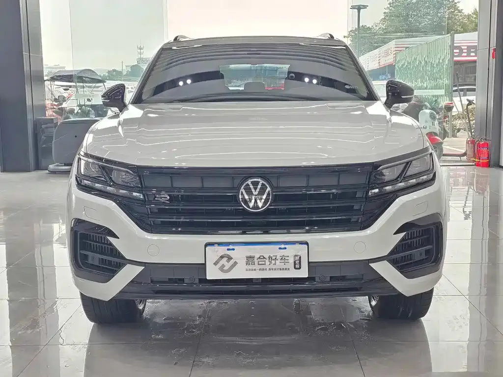 Volkswagen Touareg — фото 2