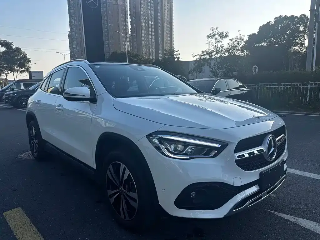 Mercedes-Benz GLA — фото 3