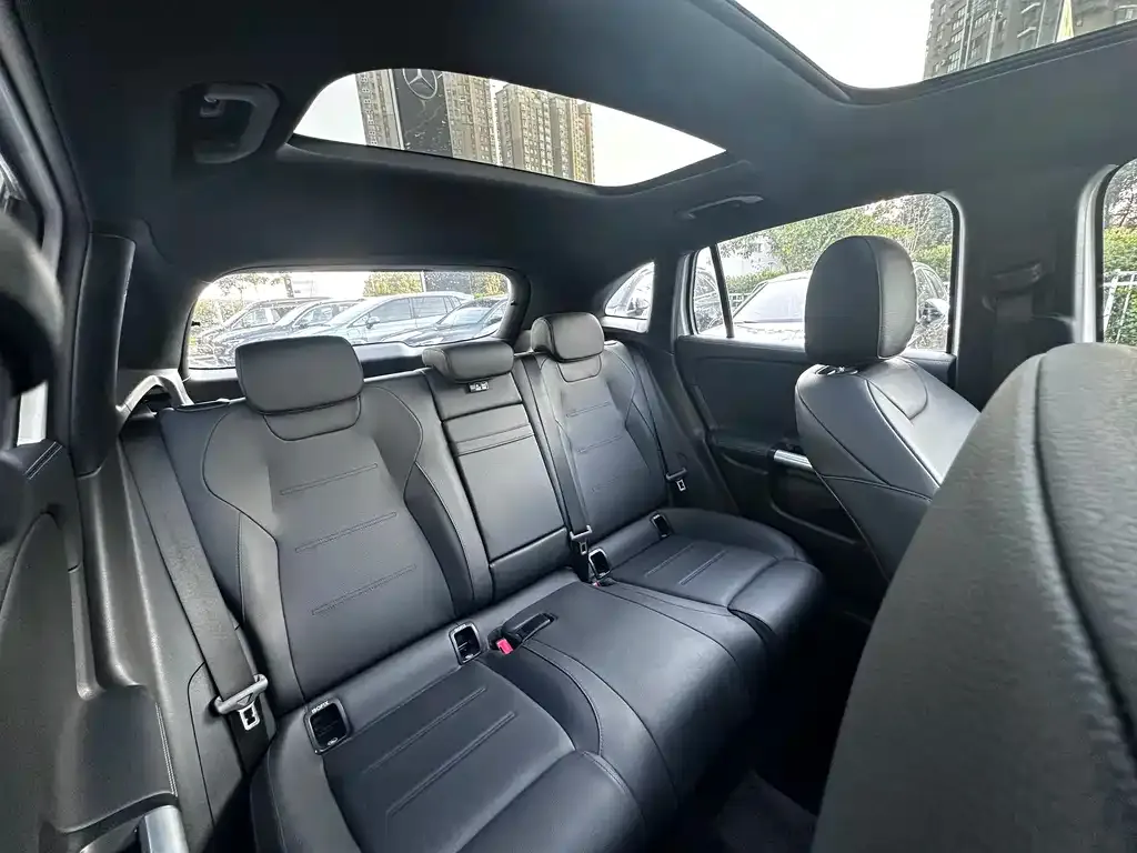 Mercedes-Benz GLA — фото 5