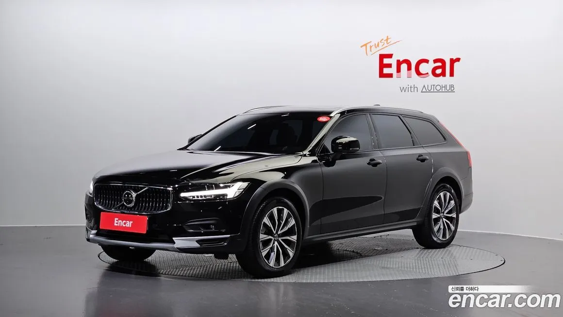 Volvo V90 — фото 1