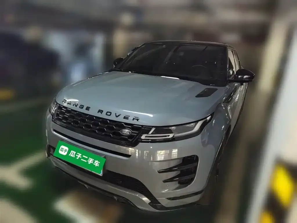 Land Rover Evoque — фото 1