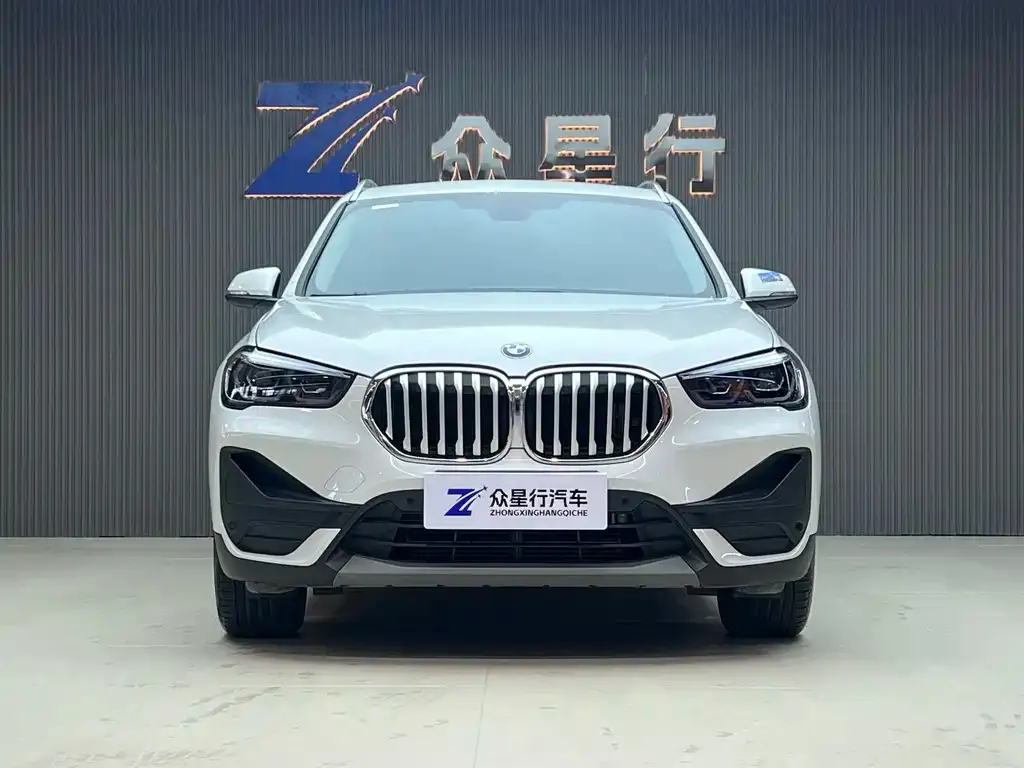 BMW X1 — фото 2