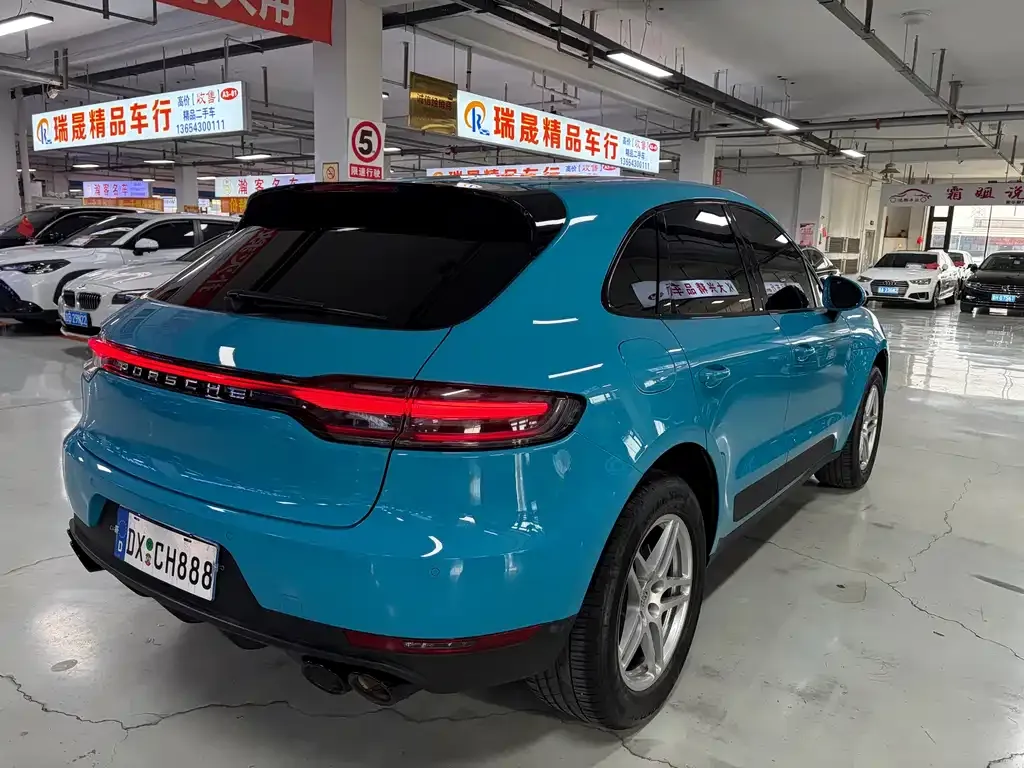 Porsche Macan — фото 6