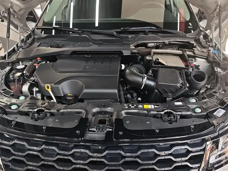 Land Rover Evoque — фото 10