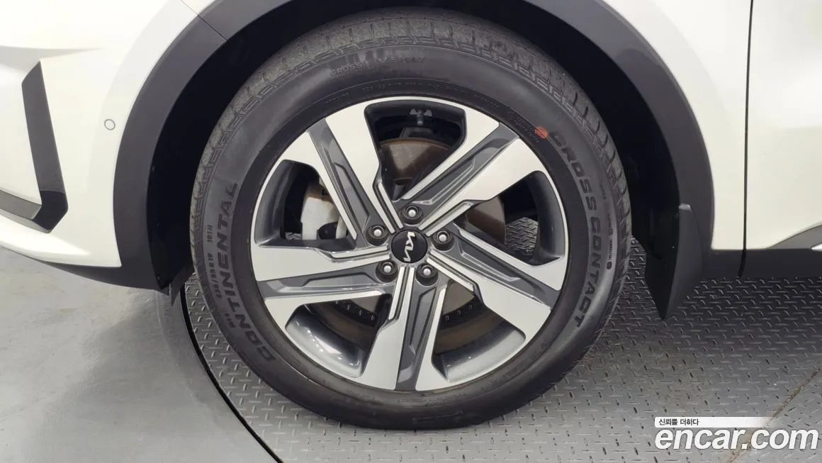 Kia Sorento — фото 5