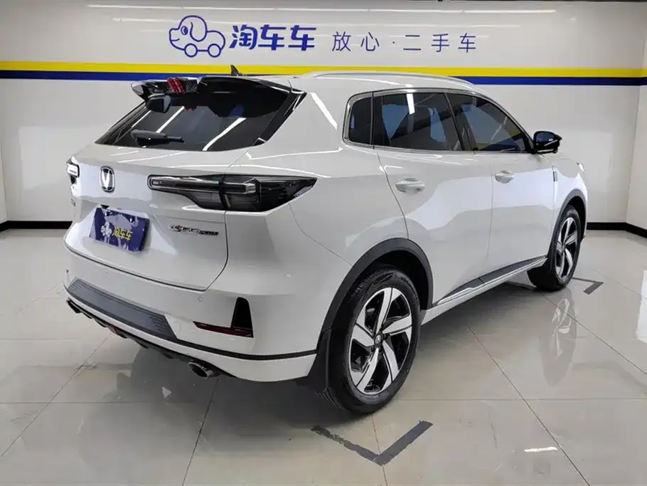 Changan CS55PLUS — фото 3