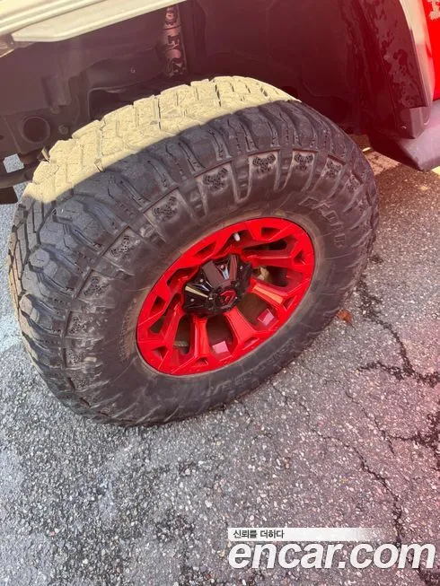 Jeep Wrangler — фото 10